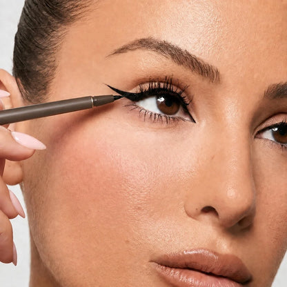 Slim Flick Liquid Eyeliner